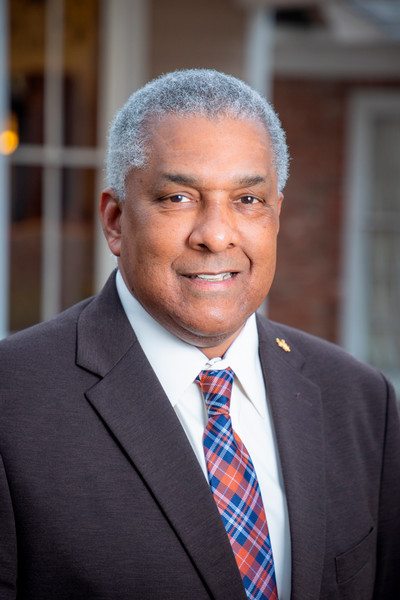 Earl Stinnett, Sr Board of Trustees