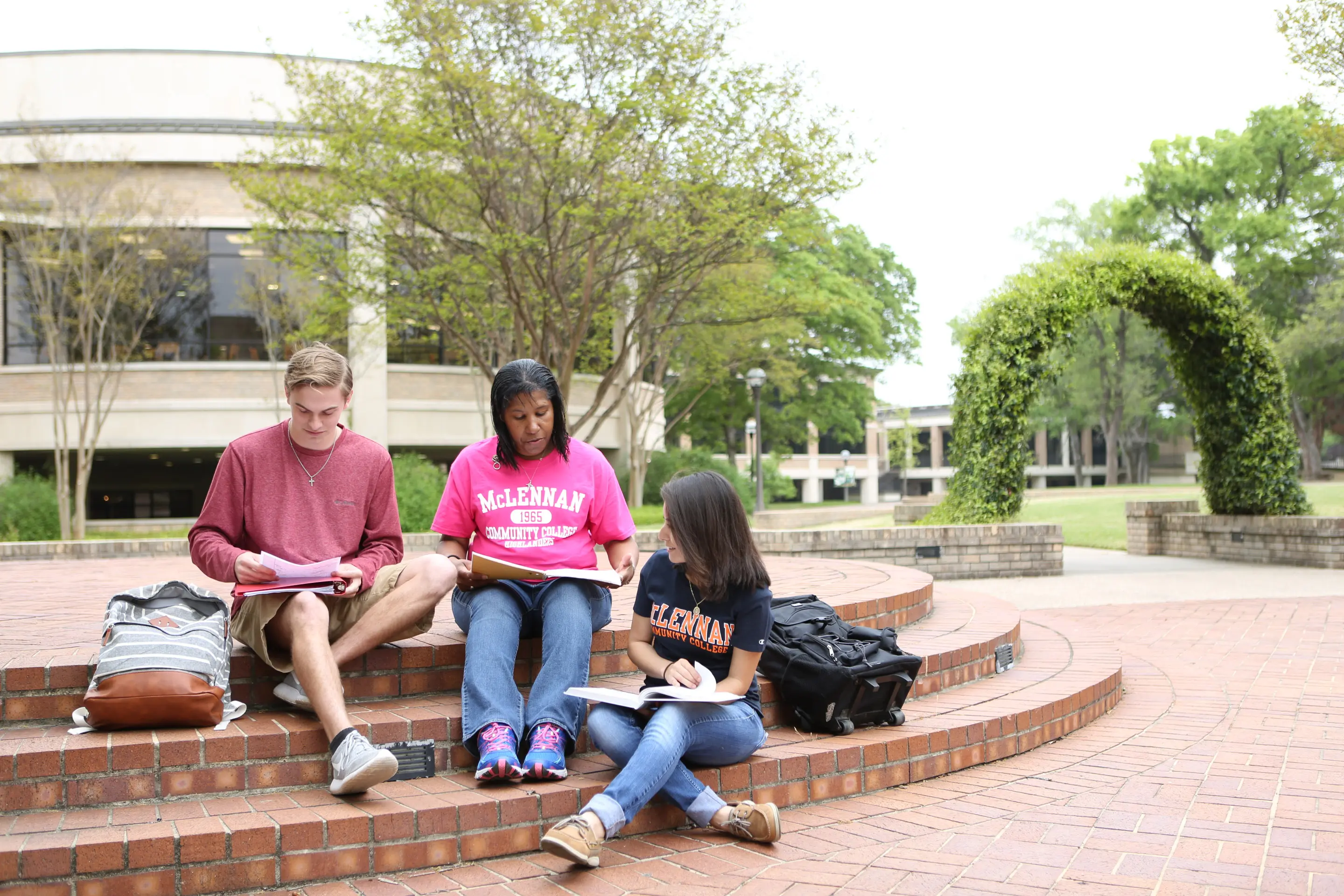 MCC students on campus